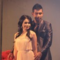 Rossa Duet dengan Taufik Batisah di Lagu 'Aku Bersahaja'