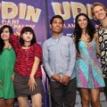 Mike Lucock, Sinta dan Jojo, Uli Auliani Saat Ditemui di Premier 'Udin Cari Alamat Palsu'
