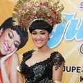 Julia Perez di Acara Perilisan Single 'Siti Nurbaya'