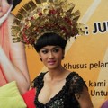 Julia Perez di Acara Perilisan Single 'Siti Nurbaya'