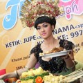 Julia Perez di Acara Perilisan Single 'Siti Nurbaya'