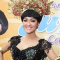 Julia Perez di Acara Perilisan Single 'Siti Nurbaya'