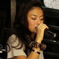 Agnes Monica Saat Latihan Konser Mahakarya