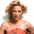 Cate Blanchett Dengan Gaun Taffeta Strapless di Majalah Vogue