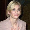 Cate Blanchett di Premiere 'Hanna'