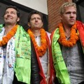 Kedatangan Michael Learns to Rock di Bandara International Tribhuvan