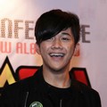 Dicky M Prasetya Personil SM*SH Saat Mempromosikan VCD Karaoke