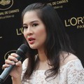 Dian Sastro di Acara L'OR Electric L'Oreal Paris