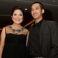 Nindy dan Suami di Resepsi Pernikahan Ayu Dewi