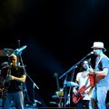 Jason Mraz Tampil Full Band di Konser 'Tour is a Four Letter Word'