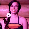Lenka Saat Konser Hotel Cafe Tour