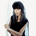 Park Shi Yeon Berpose Untuk Majalah Singles