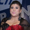 Regina Ivanova di Konferensi Pers Grand Final 'Indonesian Idol'