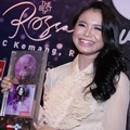 Rossa Ditemui Saat Jumpa Pers di KFC Kemang