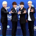 Super Junior di Blue Carpet Mnet 20's Choice Awards 2012