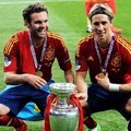 Juan Mata dan Fernando Torres Merayakan Kemenangan di Final Euro 2012