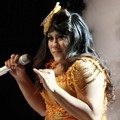 Regina Ivanova di Panggung Grand Final 'Indonesian Idol 2012'