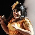 Regina Ivanova di Panggung Grand Final 'Indonesian Idol 2012'