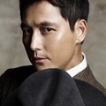Jung Woo Sung Berpose Untuk Majalah Revolution