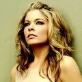 LeAnn Rimes Berpose Untuk Album 'Twisted Angel'