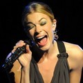 LeAnn Rimes Saat Beraksi di Panggung