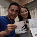 Okie Agustina dan Gunawan Dwi Cahyo Saat Fitting Gaun Pengantin di Eva Bun Wedding Gallery
