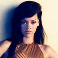 Rihanna Dengan Busana Ralph Lauren di Harper's Bazaar Edisi Agustus 2012