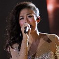 Agnes Monica di Panggung 'Result & Reunion Show' Indonesian Idol 2012