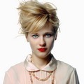 Zooey Deschanel Berpose Untuk Majalah Vogue