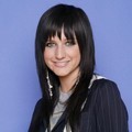Ashlee Simpson Berpose Untuk Majalah Bravo