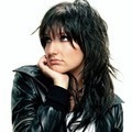 Ashlee Simpson Berpose Untuk Promo Album 'Autobiography'
