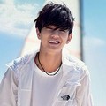 Yoo Seung Ho Berpose Untuk Majalah CeCi