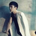 Yoo Seung Ho Berpose Untuk Majalah Vogue Girl