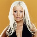 Christina Aguilera Berpose Untuk Majalah Marie Claire