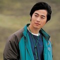 Kim Jae Won Berpose Untuk Promo Katalog Fashion