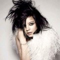 Lily Allen Berpose Untuk Majalah Elle