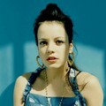 Lily Allen Berpose Untuk Promo Album 'Alright, Still'