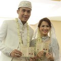 Gunawan Dwi Cahyo dan Okie Agustina Resmi Sebagai Suami Istri