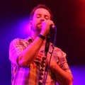 Aksi David Cook Saat Konser di Indonesia