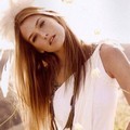 Bar Refaeli Berpose Untuk Majalah Harper's Bazaar