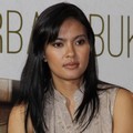 Lola Amaria di Konferensi Pers 'Hikmah Puasa Berbagi Buku'