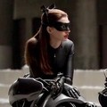 Anne Hathaway Sebagai Selina Kyle/Catwoman di Film 'The Dark Knight Rises'
