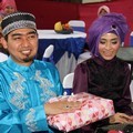 Ustadz Solmed dan April Jasmine di Acara Syukuran