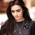 Lily Collins Berpose Untuk Majalah Asos
