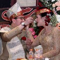 Upacara Adat Pernikahan Astrid Tiar dan Gerhard Reinaldi