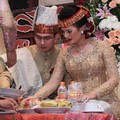 Upacara Adat Pernikahan Astrid Tiar dan Gerhard Reinaldi