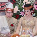Upacara Adat Pernikahan Astrid Tiar dan Gerhard Reinaldi