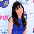 Zooey Deschanel Hadir di Teen Choice Awards 2012