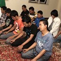 Kevin Aprilio Sholat Berjamaah Sebelum Berbuka Puasa