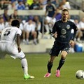 Michael Essien vs David Beckham di Laga Chelsea Lawan MLS All-Stars